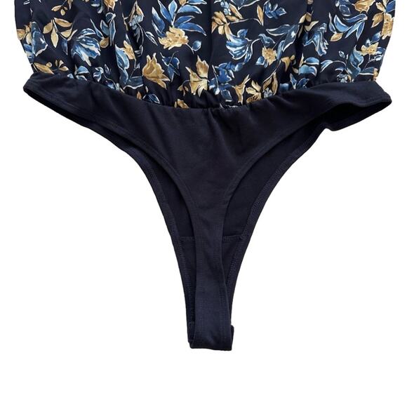 Pleione Blouse Top Bodysuit Blue Floral V-Neck Semi Sheer Blouse Medium NEW - Picture 10 of 12